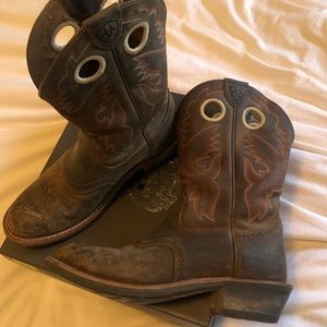 Ariat women’s work boot